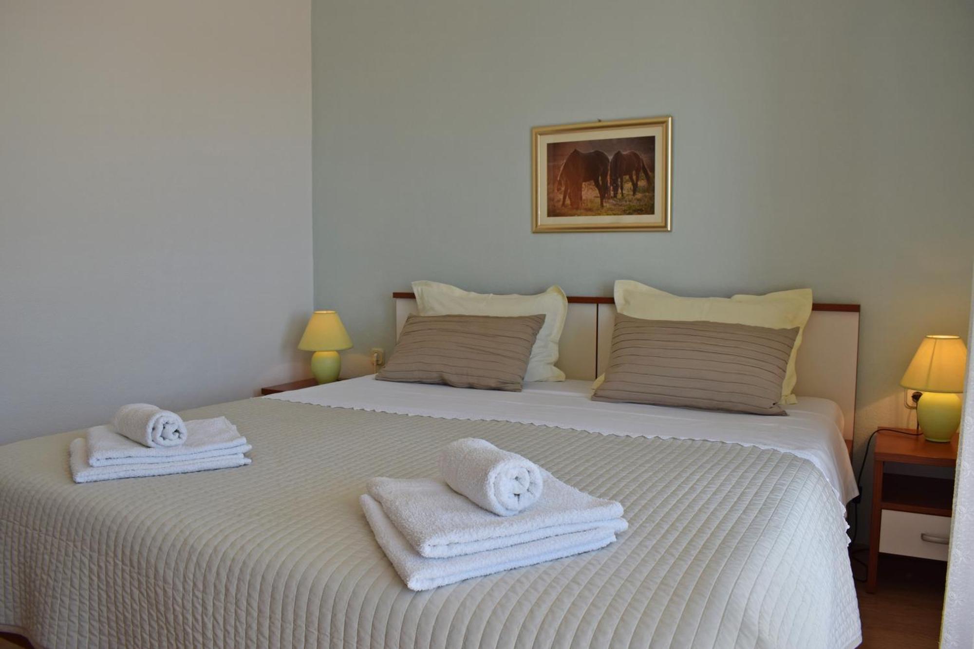 Lina Vrankovic Apartments Hvar Town Zewnętrze zdjęcie