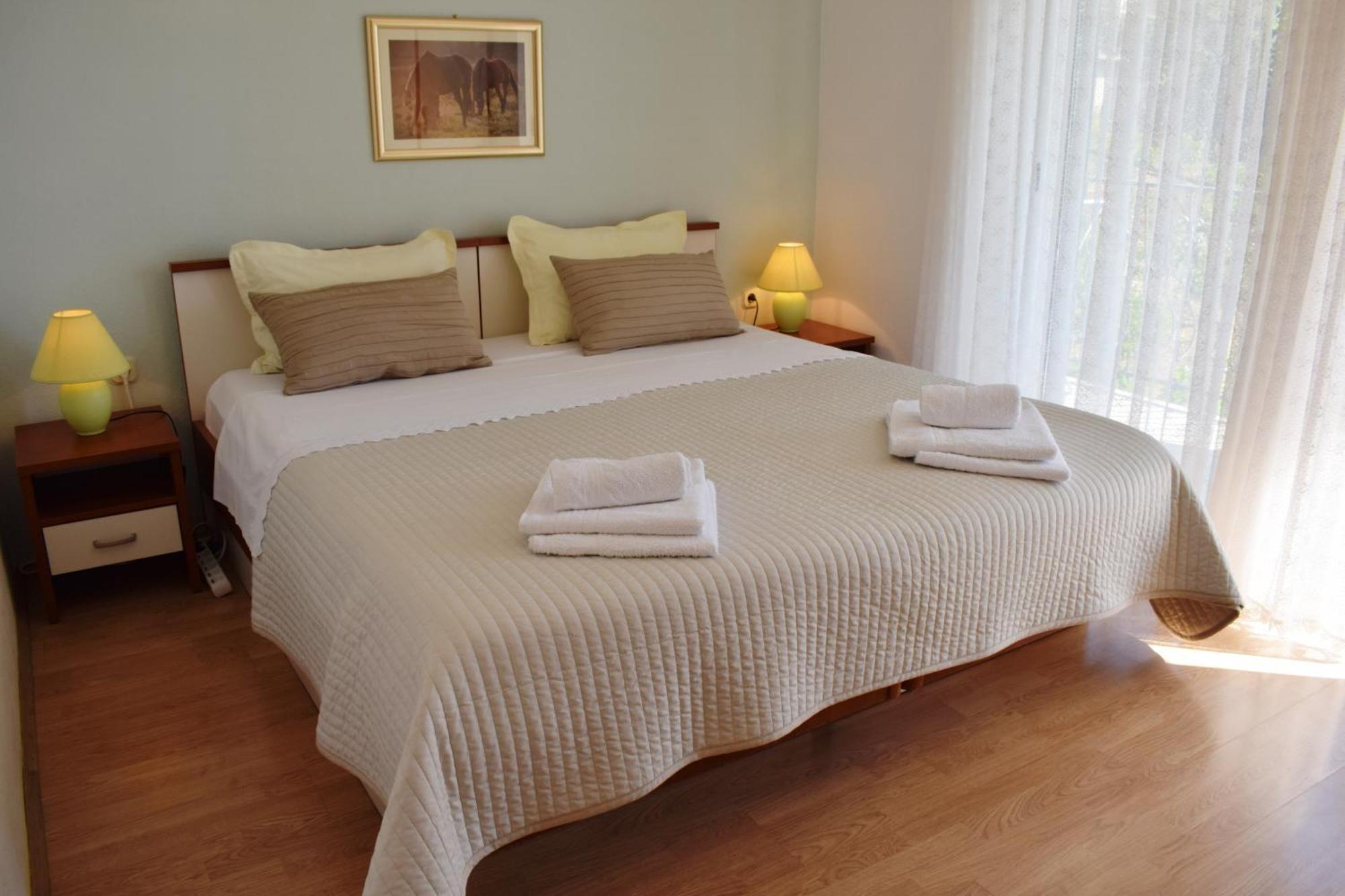 Lina Vrankovic Apartments Hvar Town Zewnętrze zdjęcie